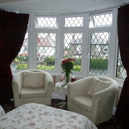 Bed & Breakfast Cherry Blossom 3*