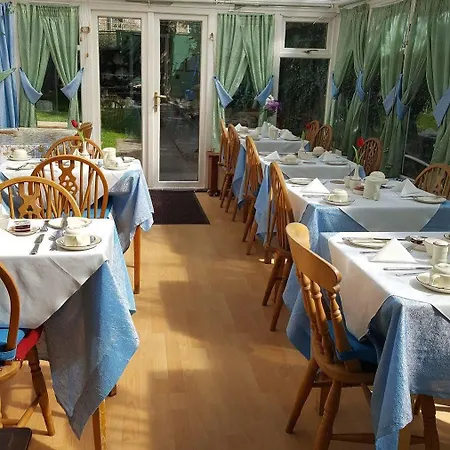 Cherry Blossom Pensión