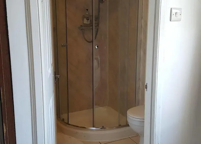 בית הארחה Cherry Blossom וויטבי