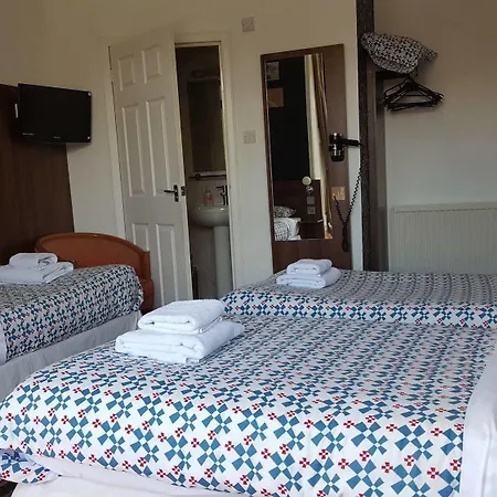 樱花旅馆 4* 惠特比