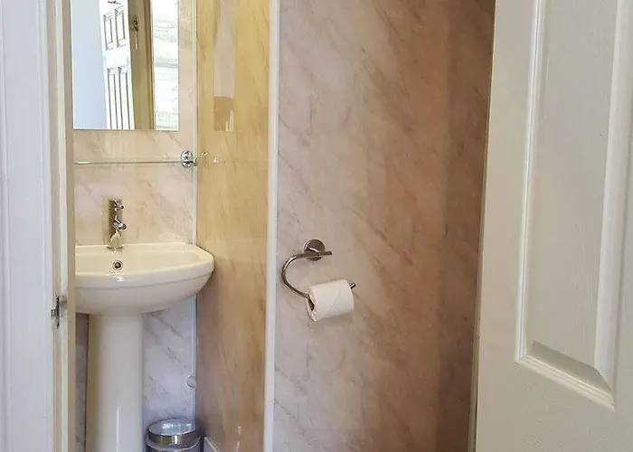 Konukevi Cherry Blossom 4*